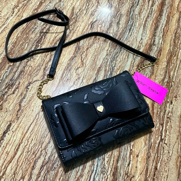 Betsey Johnson Black Crossbody Bag Clutch Cardholder Wallet - Picture 1 of 5